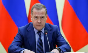 Ông Medvedev: Nga sẽ ngăn chặn mọi nỗ lực tái xâm nhập Kursk của Ukraine