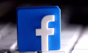 Tên mới của Facebook có thể là gì?