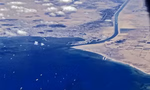 Kênh Suez thử nghiệm làn mới để tăng lưu lượng