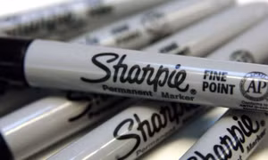 Bầu cử Mỹ: Bút lông Sharpie làm hỏng phiếu bầu tại bang Arizona? 