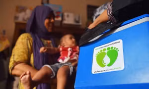 Cha mẹ ở Pakistan có thể bị phạt tù nếu không đưa con đi tiêm vaccine bại liệt