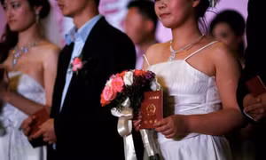 Xu hướng ăn mặc giúp 'dễ lấy chồng' gây tranh cãi ở Trung Quốc