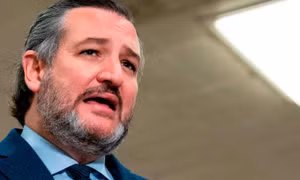 Thượng nghị sĩ Mỹ Ted Cruz bị chỉ trích vì đi du lịch lúc quê nhà đang gặp thảm họa bão tuyết
