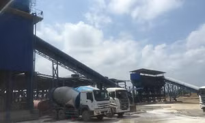 Gỡ vướng thủ tục hành chính, tạo thuận lợi cho doanh nghiệp đầu tư