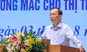 Tiếp tục chỉ đạo các ngân hàng ưu tiên cấp tín dụng cho dự án hiệu quả, nhà ở cho người dân 
