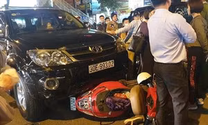 Lái xe say rượu gây tai nạn liên hoàn ở Hà Nội bị xử phạt thế nào? 