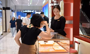 Sáng 5/9: Giá vàng trong nước vẫn cao hơn thế giới 8,2 triệu đồng/lượng