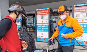  Ngân hàng Nhà nước yêu cầu cung ứng đủ vốn cho doanh nghiệp nhập khẩu xăng dầu