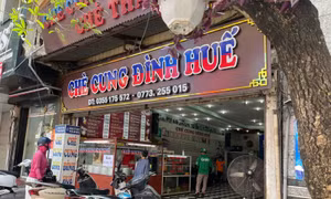Cửa hàng ăn uống chật vật làm quen với 'bán mang về'