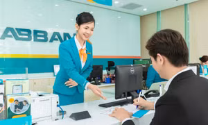 Lợi nhuận trước thuế của ABBank tăng hơn 2 lần, chuyển đổi số mạnh mẽ