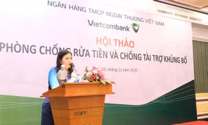 Ngân hàng tập huấn phòng chống rửa tiền, tuân thủ cấm vận và FATCA 2020
