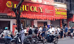 Chuyên gia khuyến cáo thận trọng khi thị trường vàng biến động mạnh