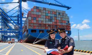 Hải quan công bố sự kiện nổi bật, nhiều giải pháp cho thông quan 