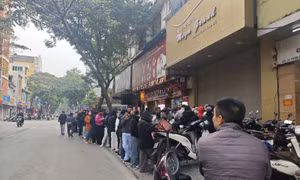 Nhà đầu tư cần lưu ý những rủi ro trước biến động mạnh của giá vàng