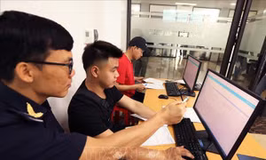 Hải quan gỡ vướng cho doanh nghiệp, tạo thuận lợi thương mại qua biên giới