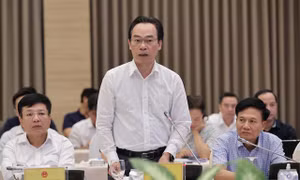 Thứ trưởng Bộ Giáo dục và Đào tạo phản hồi về mạng xã hội lan truyền sách trẻ em có nội dung ‘lệch chuẩn’ 