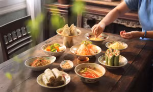 Sức mua giảm, nhiều set cỗ cúng Vu Lan hợp túi tiền