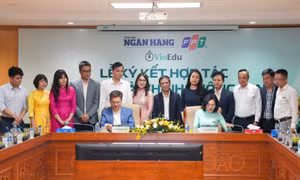  ‘Tài chính thông minh’, sân chơi online đầu tiên tại Việt Nam
