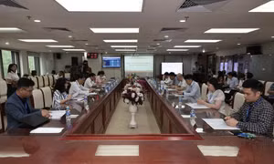 Chuyên gia phân tích SJC và ACB trúng thầu 3.400 lượng vàng