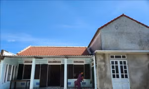 Thiên tai khốc liệt, cần mẫu nhà ở phòng, tránh bão lụt phù hợp thực tế 