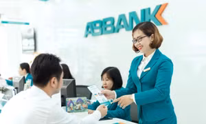 ABBANK nhận giải nhãn hiệu nổi tiếng Việt Nam 2019
