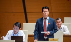 Bộ trưởng Bộ Tài nguyên và Môi trường 'mở màn' trả lời chất vấn nhóm lĩnh vực ngành