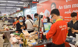 Hà Nội đưa hàng hóa về nông thôn và vùng cách ly
