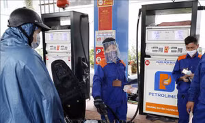 Xăng, dầu đồng loạt tăng giá 