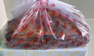 Thu giữ trên 1 tấn khô bò '4 không' đang chào bán trên mạng xã hội