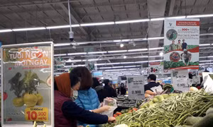 Không có hiện tượng khan hàng, sốt giá thực phẩm