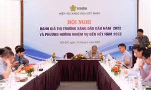 Doanh nghiệp cần có ‘bảo hiểm rủi ro’ khi giá xăng dầu tiếp tục có biến động 