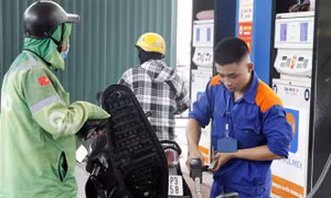 Quyết định điều chỉnh giá xăng vào thứ 5 hàng tuần