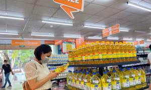 Doanh nghiệp bán lẻ nỗ lực bình ổn trong ‘bão giá’