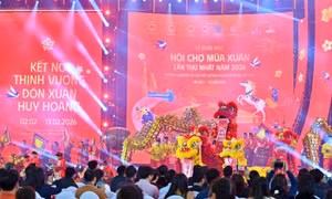 Loạt sự kiện hấp dẫn trong ngày đầu diễn ra Hội chợ Mùa Xuân 2026