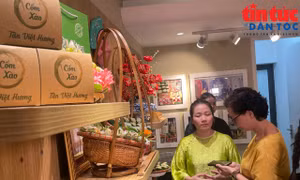 'Rằm rộ phố cổ – Hà Nội trong tôi' mở cửa đón khách tham quan, mua sắm 