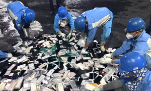 Tiêu hủy lô hàng hóa vi phạm trị giá gần 2 tỷ đồng tại Hà Nội
