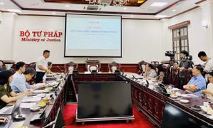 Hoàn thiện chính sách quản lý thuốc lá thế hệ mới 