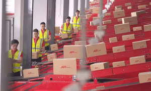 J&T Express tăng cường vận hành, đáp ứng nhu cầu bùng nổ dịp cuối năm