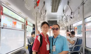 Nữ nhân viên xe buýt gieo yêu thương trên các cung đường
