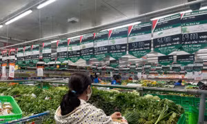 Giá các mặt hàng trong siêu thị ổn định, nguồn cung dồi dào
