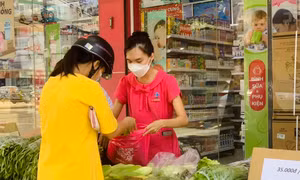 Tháo gỡ khó khăn vận chuyển cho các sàn thương mại điện tử trong dịch COVID-19