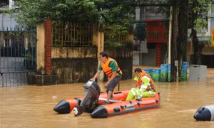 Bộ Công Thương ra công điện khẩn: Bảm bảo an toàn đập, hồ chứa và đầy đủ hàng hóa thiết yếu phục vụ nhân dân