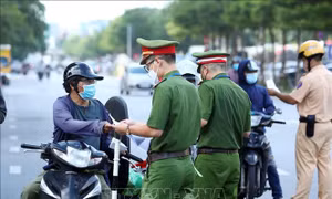 Công an Hà Nội triển khai 6 tổ kiểm tra, xử lý người ra đường không có lý do