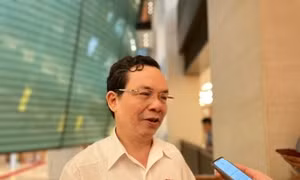 Còn dư địa để giảm thuế xăng dầu