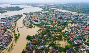 Biển Đông sắp đón cơn bão số 13, hướng vào Đà Nẵng đến Khánh Hoà
