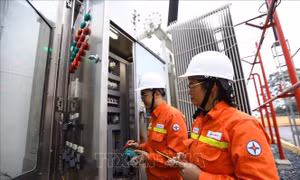 Nhu cầu sử dụng điện tăng cao, công suất đỉnh hệ thống và tiêu thụ điện đều tăng 