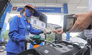 Bộ trưởng Công Thương: Cần tối thiểu 4.100 tỷ/năm để dự trữ xăng dầu