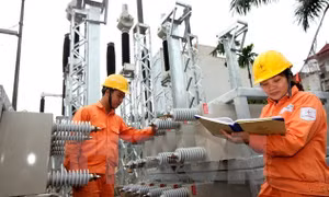 Thủ tướng chỉ thị tăng cường tiết kiệm điện