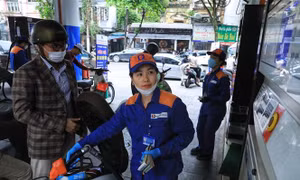 Xăng tăng giá nhẹ sau 2 lần giảm liên tiếp