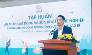Nestlé Việt Nam thúc đẩy thực hành an toàn vệ sinh lao động trong quản lý rác thải